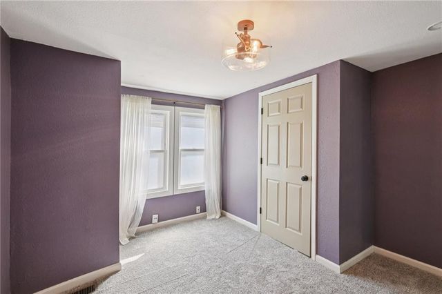 823 S Tremont Avenue, Ottawa, KS 66067