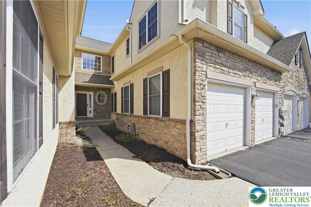 2493 Thistle Road, Lower Macungie Twp, PA 18062