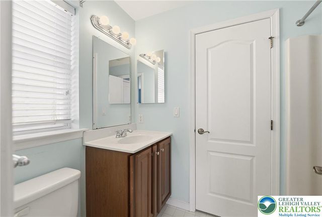 2493 Thistle Road, Lower Macungie Twp, PA 18062