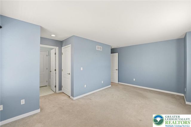 2493 Thistle Road, Lower Macungie Twp, PA 18062