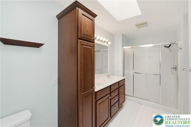 2493 Thistle Road, Lower Macungie Twp, PA 18062