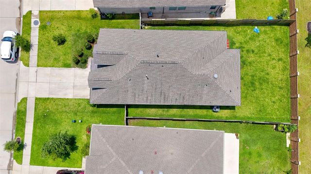 13025 Ocean Breeze Lane, La Marque, TX 77568