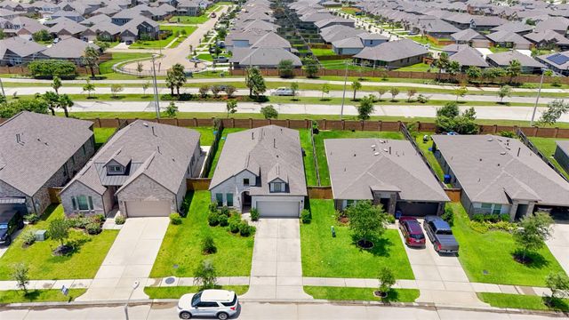 13025 Ocean Breeze Lane, La Marque, TX 77568