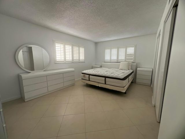 2615 NE 3rd Court 213, Boynton Beach, FL 33435