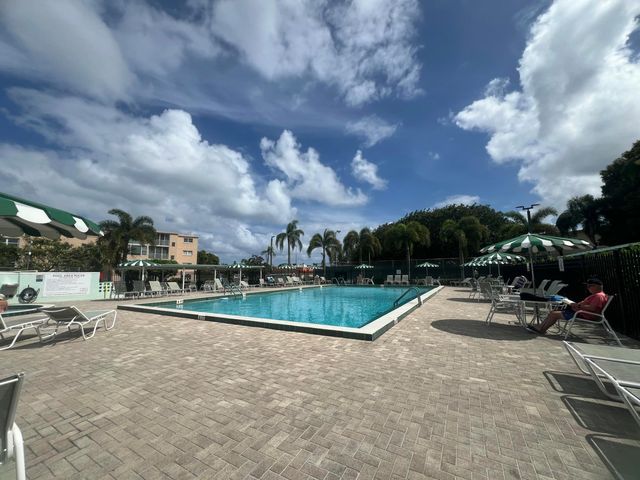 2615 NE 3rd Court 213, Boynton Beach, FL 33435