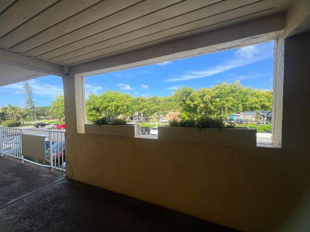 2615 NE 3rd Court 213, Boynton Beach, FL 33435
