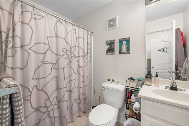 1725 Harvey Mitchell Parkway S 637, College Station, TX 77840