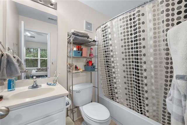 1725 Harvey Mitchell Parkway S 637, College Station, TX 77840