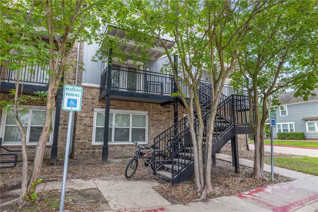 1725 Harvey Mitchell Parkway S 637, College Station, TX 77840