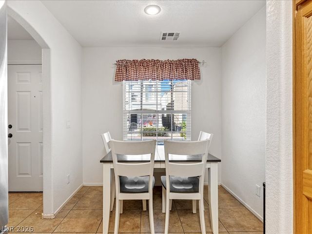 10356 Perfect Parsley Street, Las Vegas, NV 89183