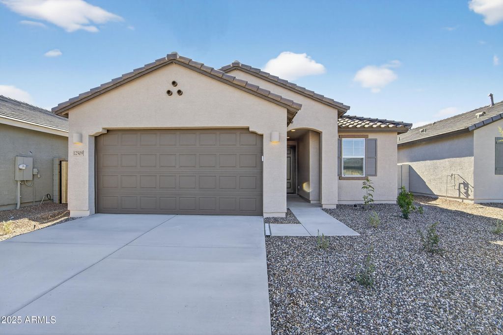12509 E VERBINA Lane, Florence, AZ 85132
