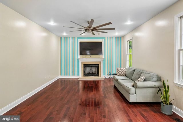 16069 OLMSTEAD LN, Woodbridge, VA 22191