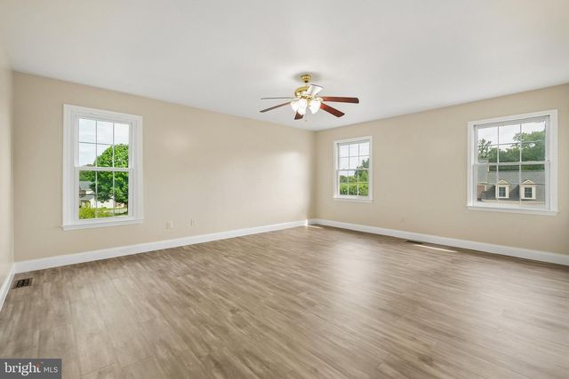 16069 OLMSTEAD LN, Woodbridge, VA 22191
