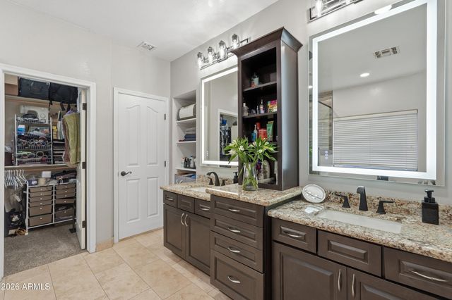 4335 E FOX Circle, Mesa, AZ 85205