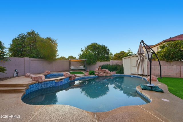 4335 E FOX Circle, Mesa, AZ 85205