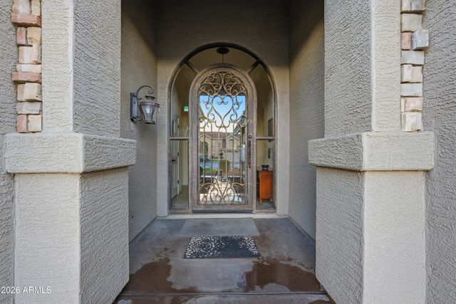 4335 E FOX Circle, Mesa, AZ 85205