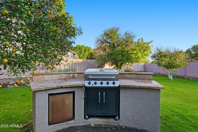 4335 E FOX Circle, Mesa, AZ 85205