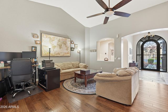 4335 E FOX Circle, Mesa, AZ 85205