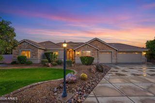 4335 E FOX Circle, Mesa, AZ 85205