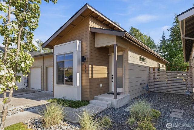 921 Sunseeker Lane, Bellingham, WA 98226