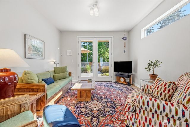 921 Sunseeker Lane, Bellingham, WA 98226