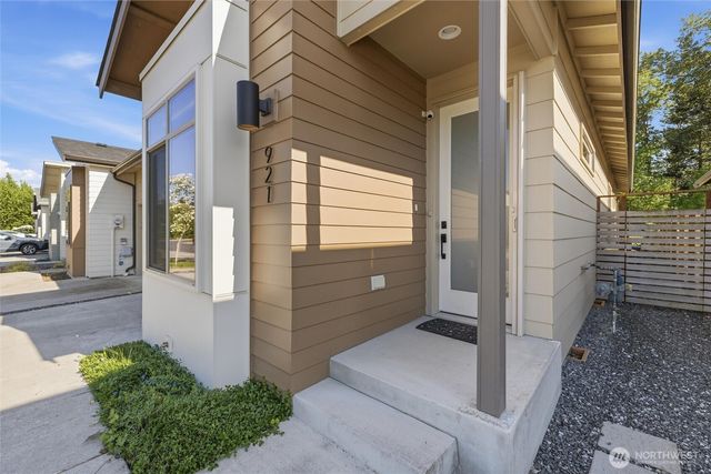 921 Sunseeker Lane, Bellingham, WA 98226