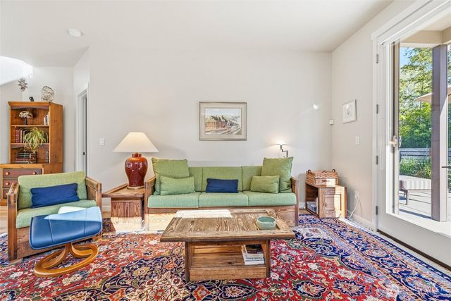 921 Sunseeker Lane, Bellingham, WA 98226