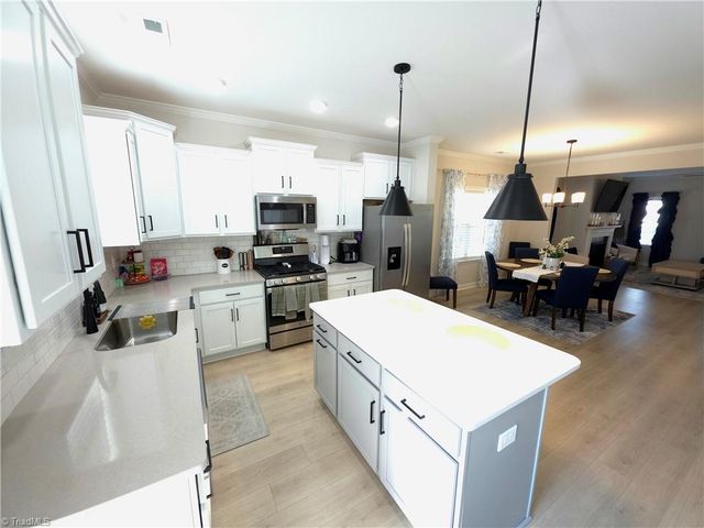 1403 Prospect Hill Street, Kernersville, NC 27284