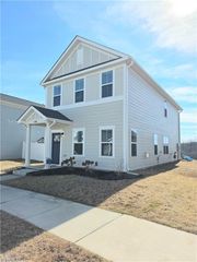 1403 Prospect Hill Street, Kernersville, NC 27284