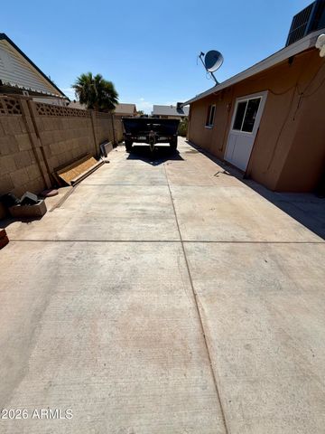 8310 N 55th Avenue, Glendale, AZ 85302