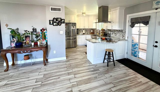 8310 N 55th Avenue, Glendale, AZ 85302
