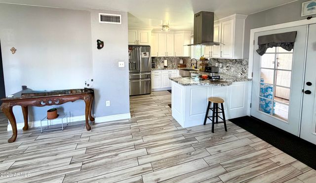 8310 N 55th Avenue, Glendale, AZ 85302