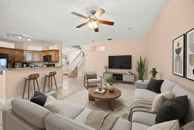 18051 Rhumba Way, Boca Raton, FL 33496