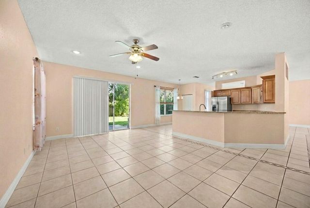 18051 Rhumba Way, Boca Raton, FL 33496