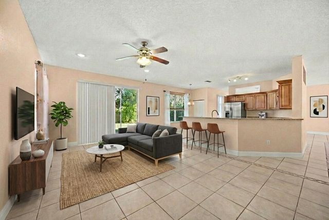 18051 Rhumba Way, Boca Raton, FL 33496