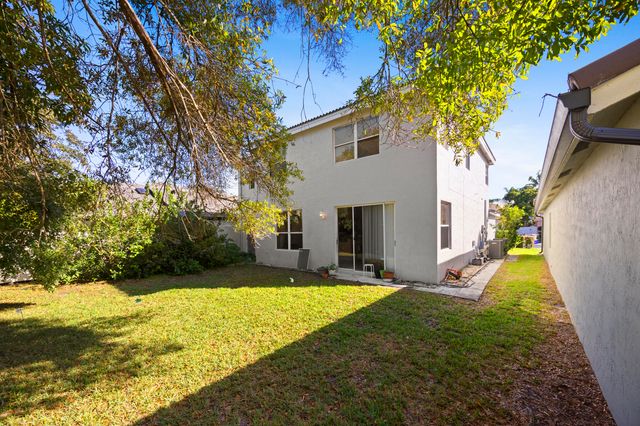 18051 Rhumba Way, Boca Raton, FL 33496