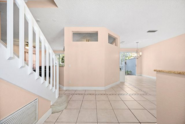 18051 Rhumba Way, Boca Raton, FL 33496