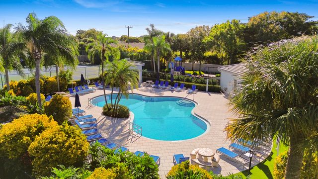 18051 Rhumba Way, Boca Raton, FL 33496