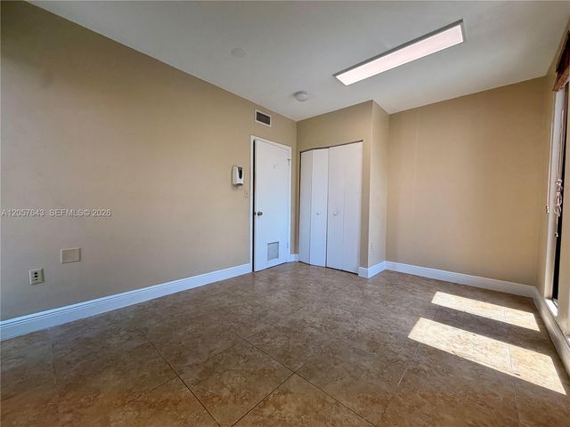344 W 65th St 201, Hialeah, FL 33012
