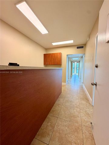 344 W 65th St 201, Hialeah, FL 33012