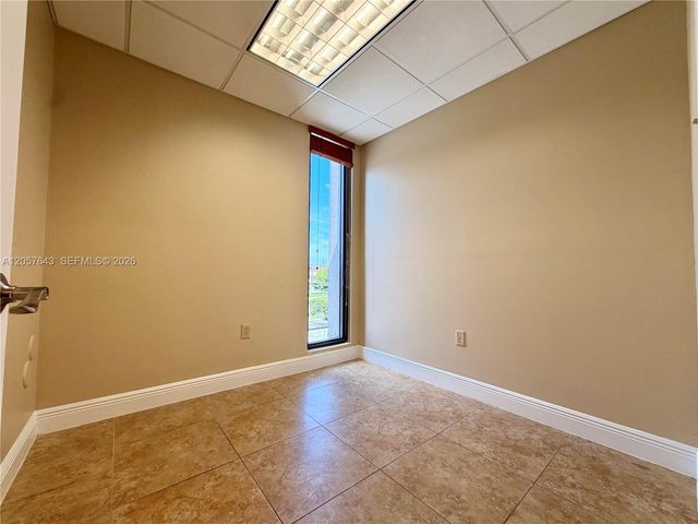 344 W 65th St 201, Hialeah, FL 33012