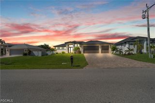 3221 SW 3rd TER, Cape Coral, FL 33991