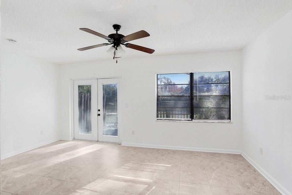 Image 18 of property listing at 5129 NORTHDALE BOULEVARD, Tampa, FL 33624
