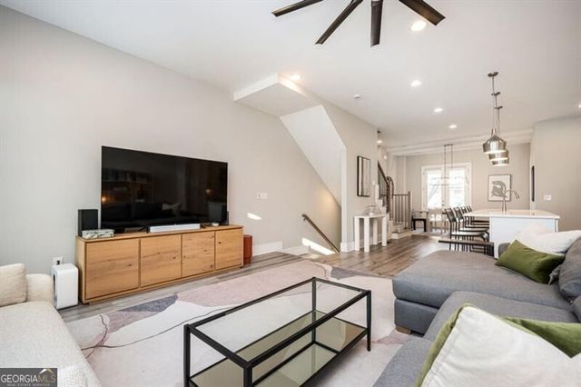 2003 Mahogony Lane NW, Atlanta, GA 30318