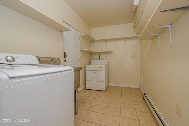 878 Green Valley Road, Jackson, NJ 08527