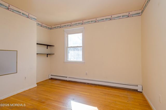 878 Green Valley Road, Jackson, NJ 08527