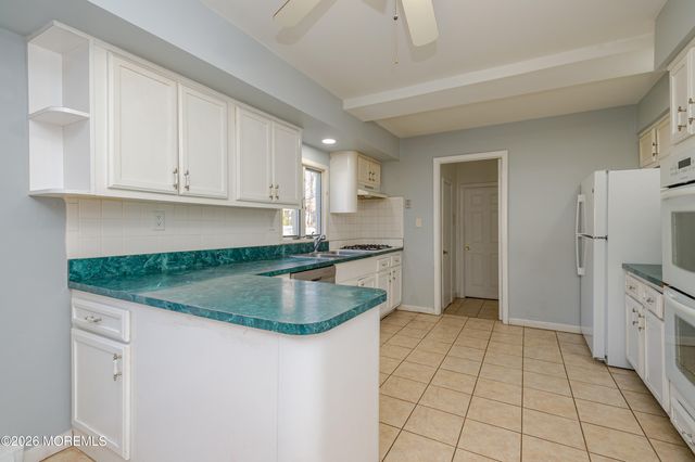 878 Green Valley Road, Jackson, NJ 08527