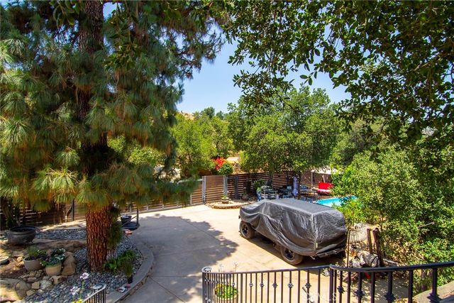 8500 Val Verde Drive, West Hills, CA 91304