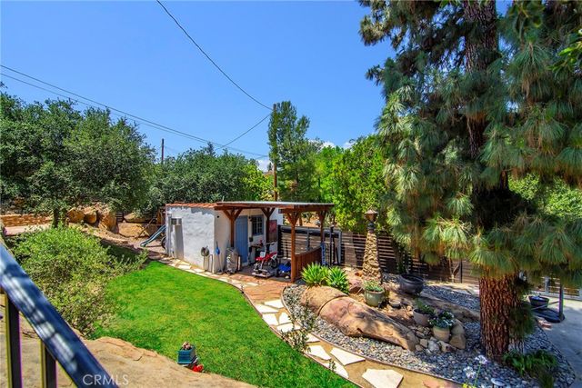 8500 Val Verde Drive, West Hills, CA 91304