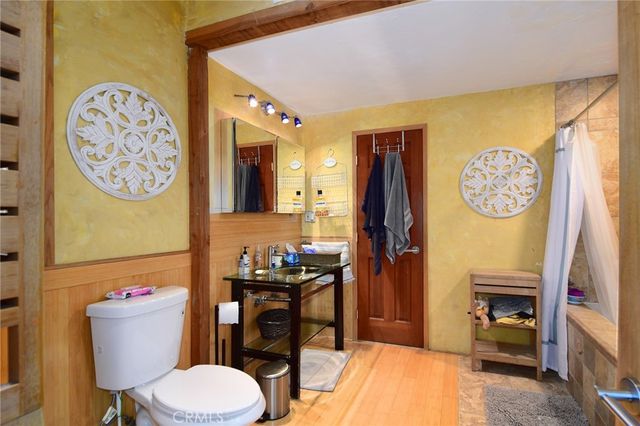 8500 Val Verde Drive, West Hills, CA 91304